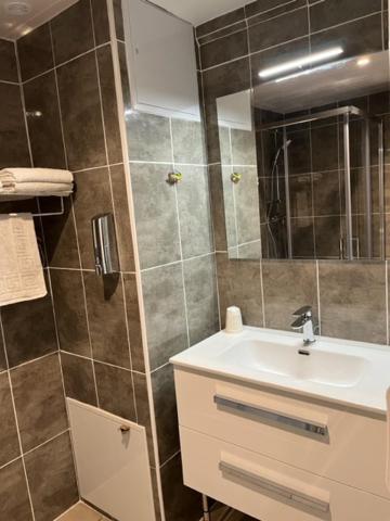 Hotel Attrap'Reves Aspres-sur-Buëch Exteriér fotografie